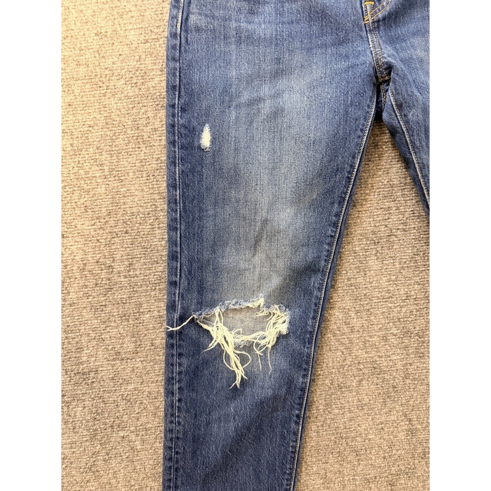 Vintage Levi's 501 T Womens Tapered Jeans 26x28 Medium Wash Distressed Button Fl - Picture 7 of 16
